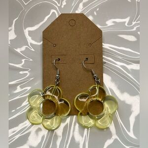 ✨ Sunny Y2K Flower Power Dangles ✨